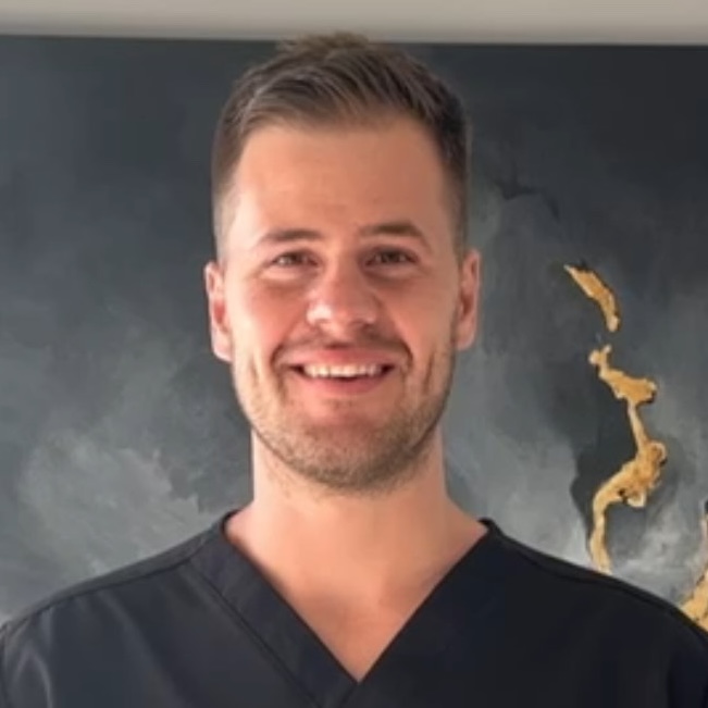 Dr Matt Lavis
